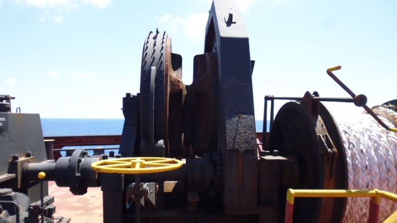 Complete windlass assembly