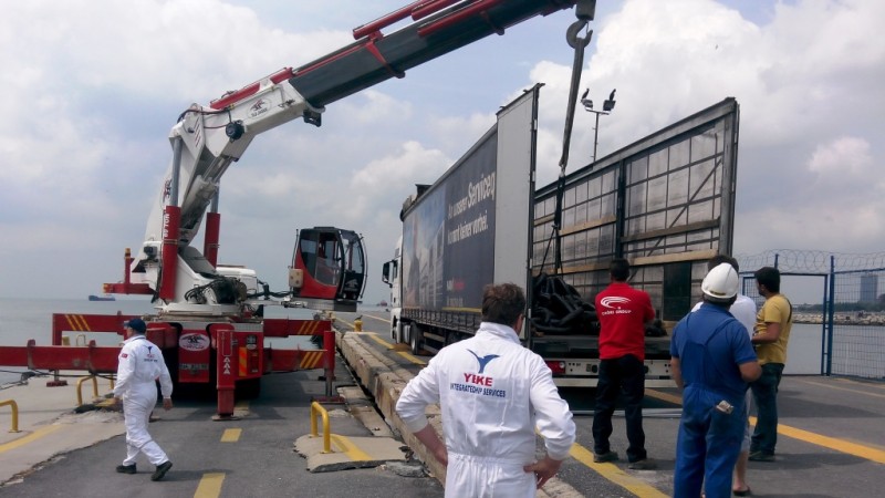Anchor on transport trailer