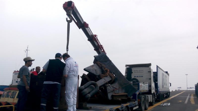 Deck operations windlass